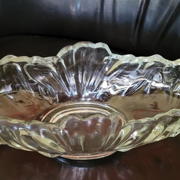 Vintage Jeannette Glass Banana Boat-Gondola - Picture 3 of 4